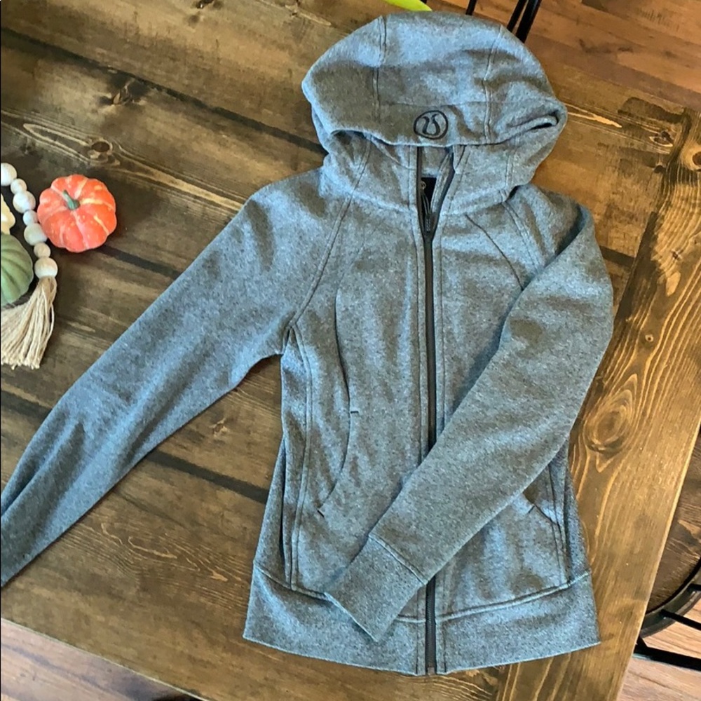 Lululemon Scuba Hooded Zip Up- size 4